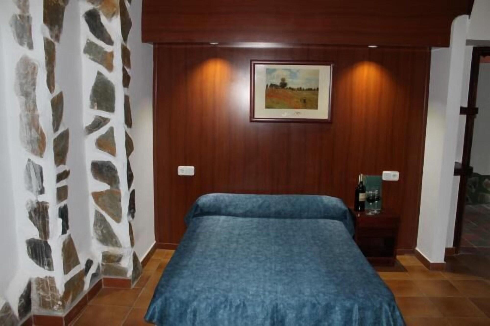 פולופ Leon Dormido Rooms & Apartments מראה חיצוני תמונה