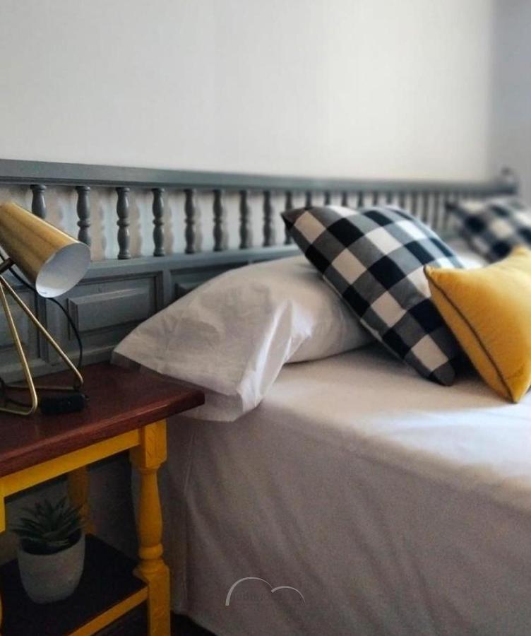 פולופ Leon Dormido Rooms & Apartments מראה חיצוני תמונה