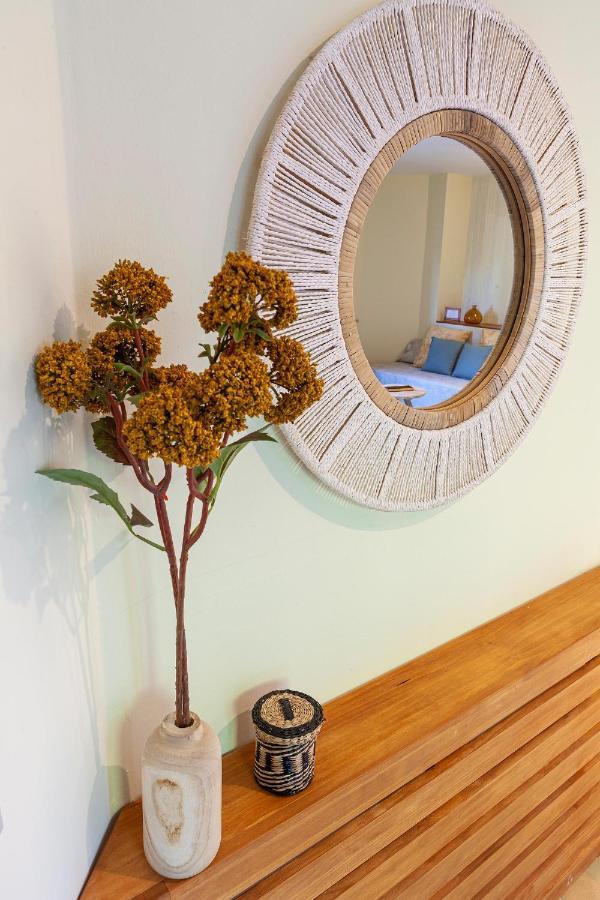 פולופ Leon Dormido Rooms & Apartments מראה חיצוני תמונה